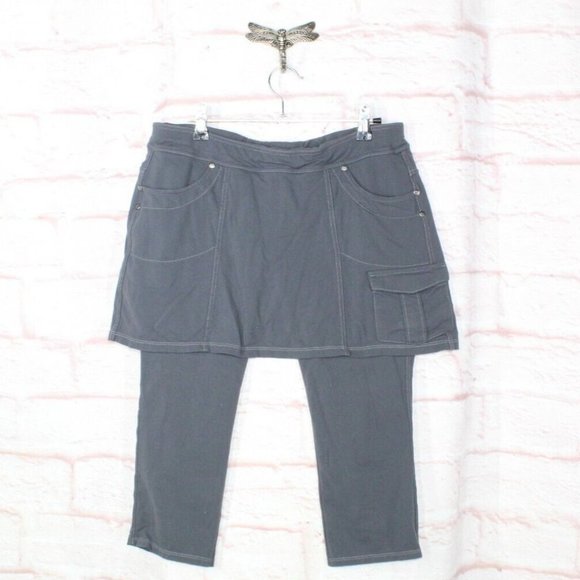 Athleta Pants - Athleta 2 In 1 Dark Charcoal Gray Activewear Skirted Capri Leggings Size L Pet